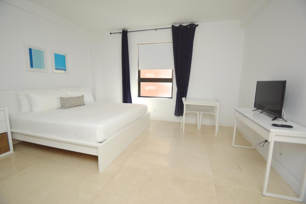 Design Suites Hollywood Beach Resort Exterior photo