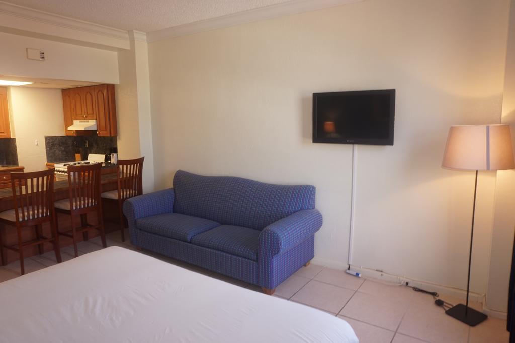 Design Suites Hollywood Beach Resort Exterior photo