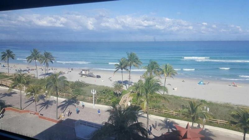 Design Suites Hollywood Beach Resort Exterior photo