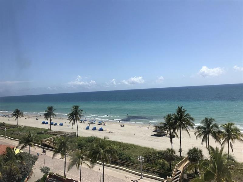 Design Suites Hollywood Beach Resort Exterior photo
